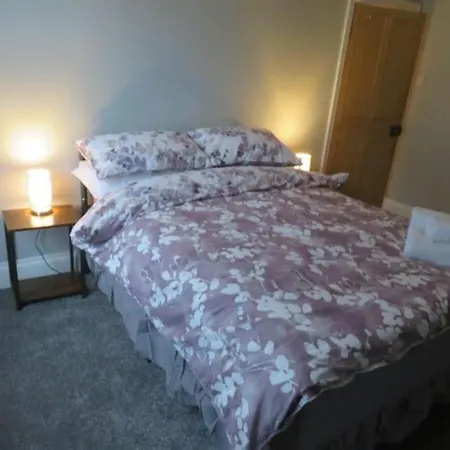 2 Railway Terrace Holiday home Croft-on-Tees