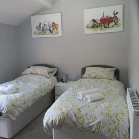 2 Railway Terrace Holiday home Croft-on-Tees